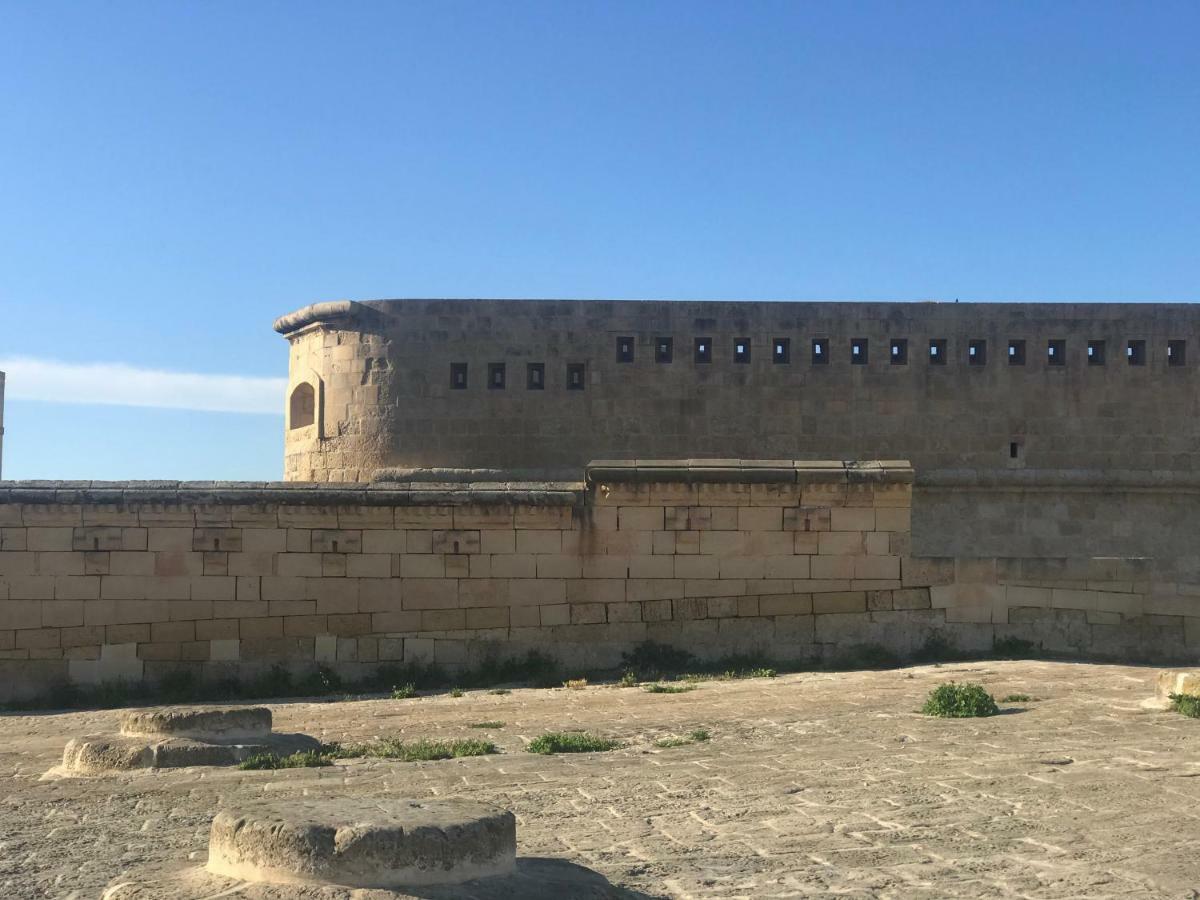 St. Elmo Apartments Valletta Ngoại thất bức ảnh